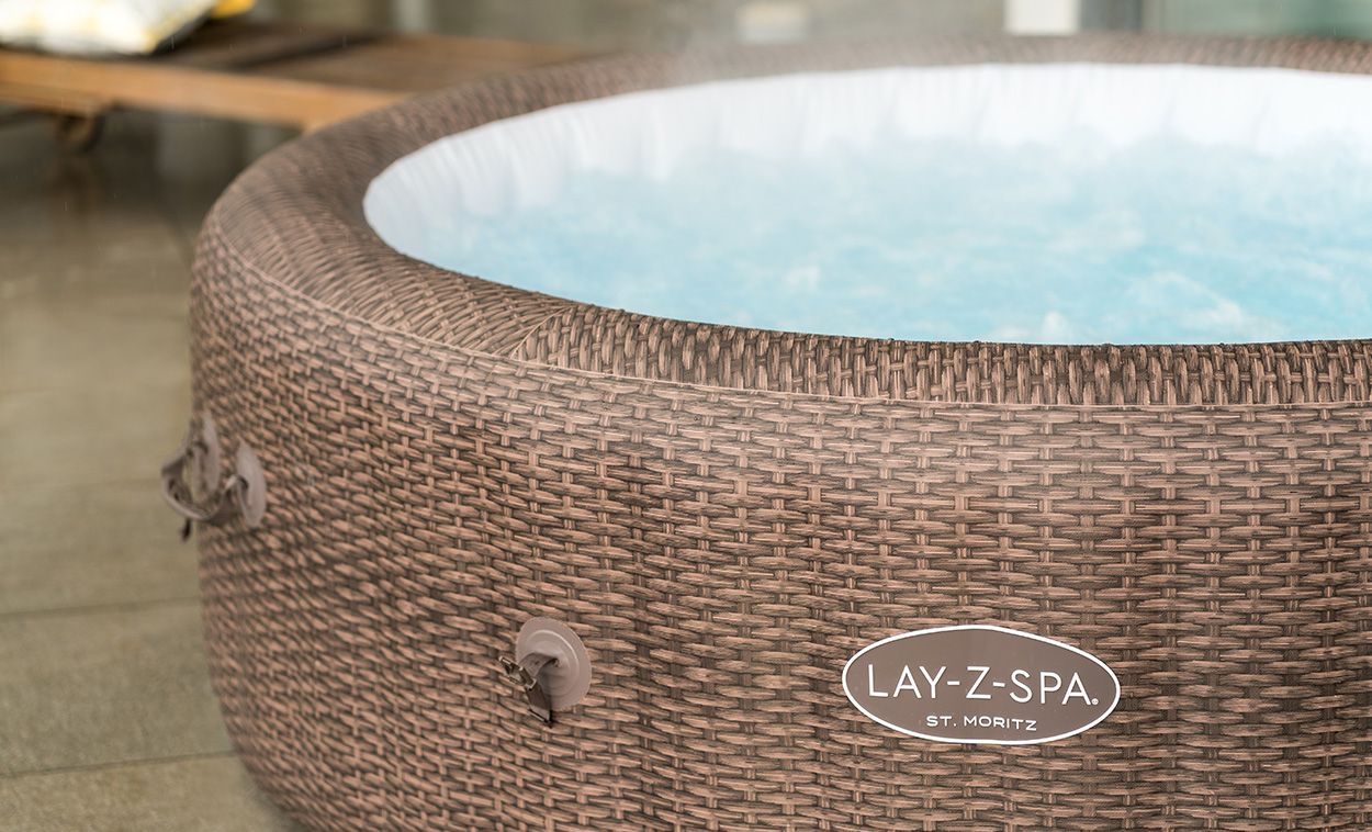 Lay-Z-Spa St Moritz Air Jet 5-7 Person Spa